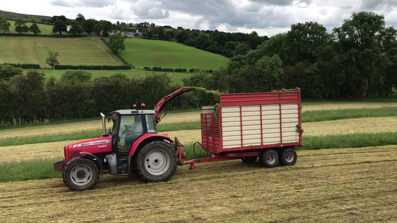 Silage 2017 - Massey 6480 - Straight Pipe