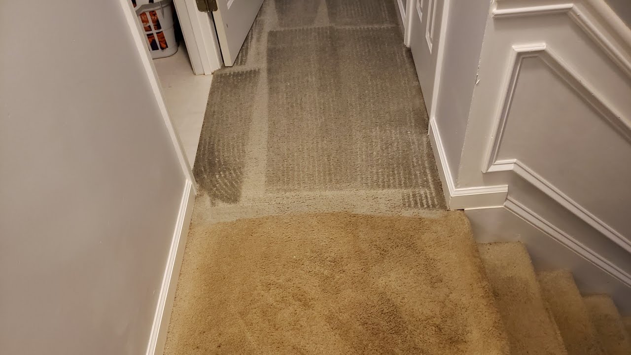 Cleaning this extremely dirty carpets with my SECRET formula and the results are UNBELIEVABLE