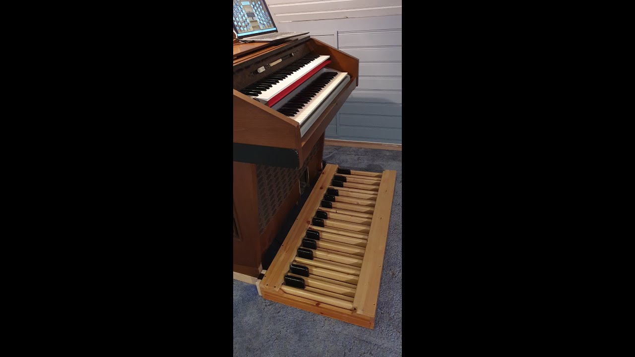 MIDI Organ Pedalboard  32 pedals DIY