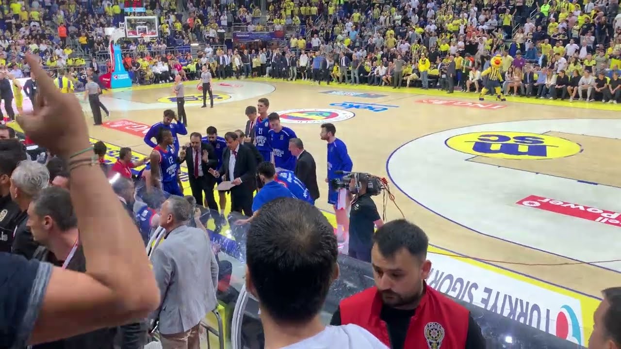 Fenerbahçe Beko 90-92 Anadolu Efes | Ortamın Gerildiği Anlar