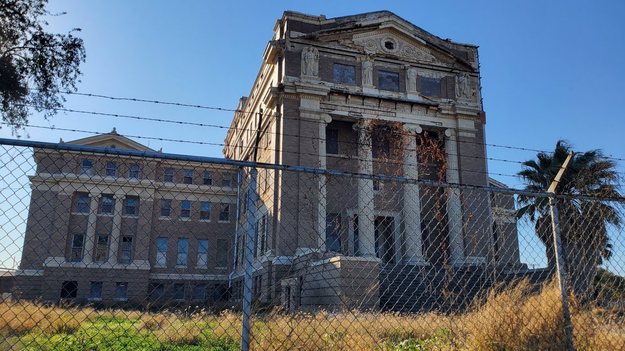 Old Corpus Christi Texas Courthouse 2025 Rumors of Demolition / Walkaround Tour Video 4K Abandoned