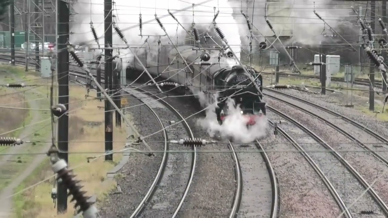 Two Steam Avoider York 17 12 2025