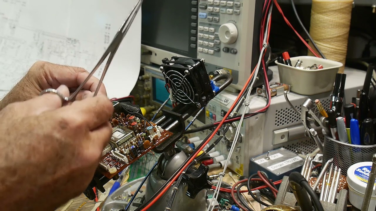 #2004 Kenwood TS-120S HF Transceiver (part 7 of 12)