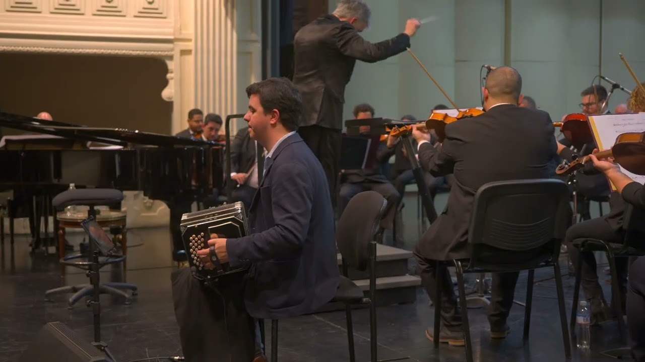 Pirottecnico — junto a la Orquesta Filarmónica de Mendoza