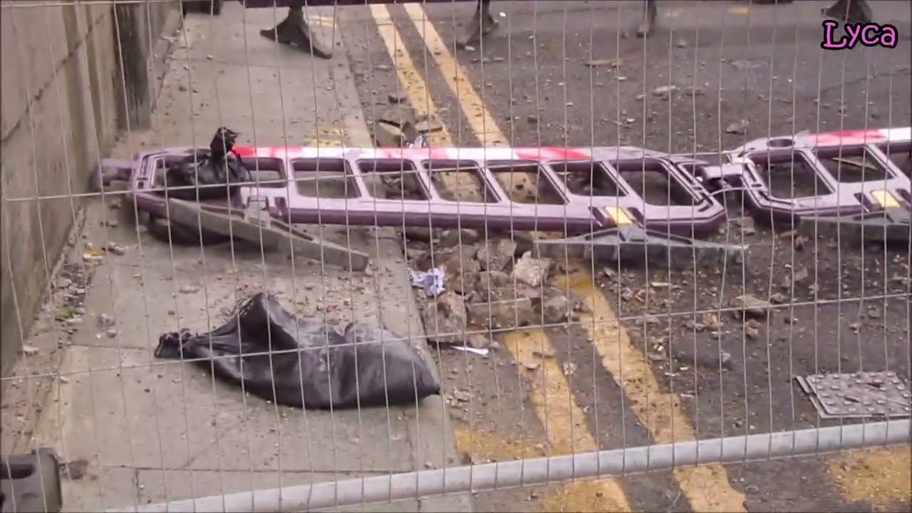 Blackpool is back! Bonny Street closed, bridge is crumbling. Vlogging through town.