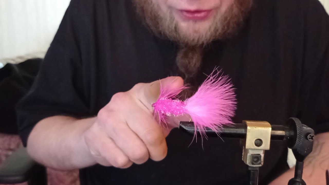 Kevään ottiperho kirjolohelle.