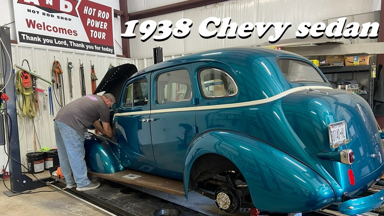 Базовое техническое обслуживание седана Chevrolet 1938 года, задний мост GM с 10 болтами и провер...