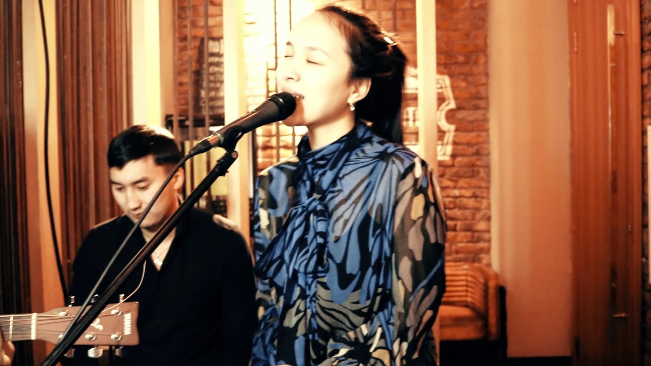 Alicia Keys - A Woman's Worth (cover Miami band)
