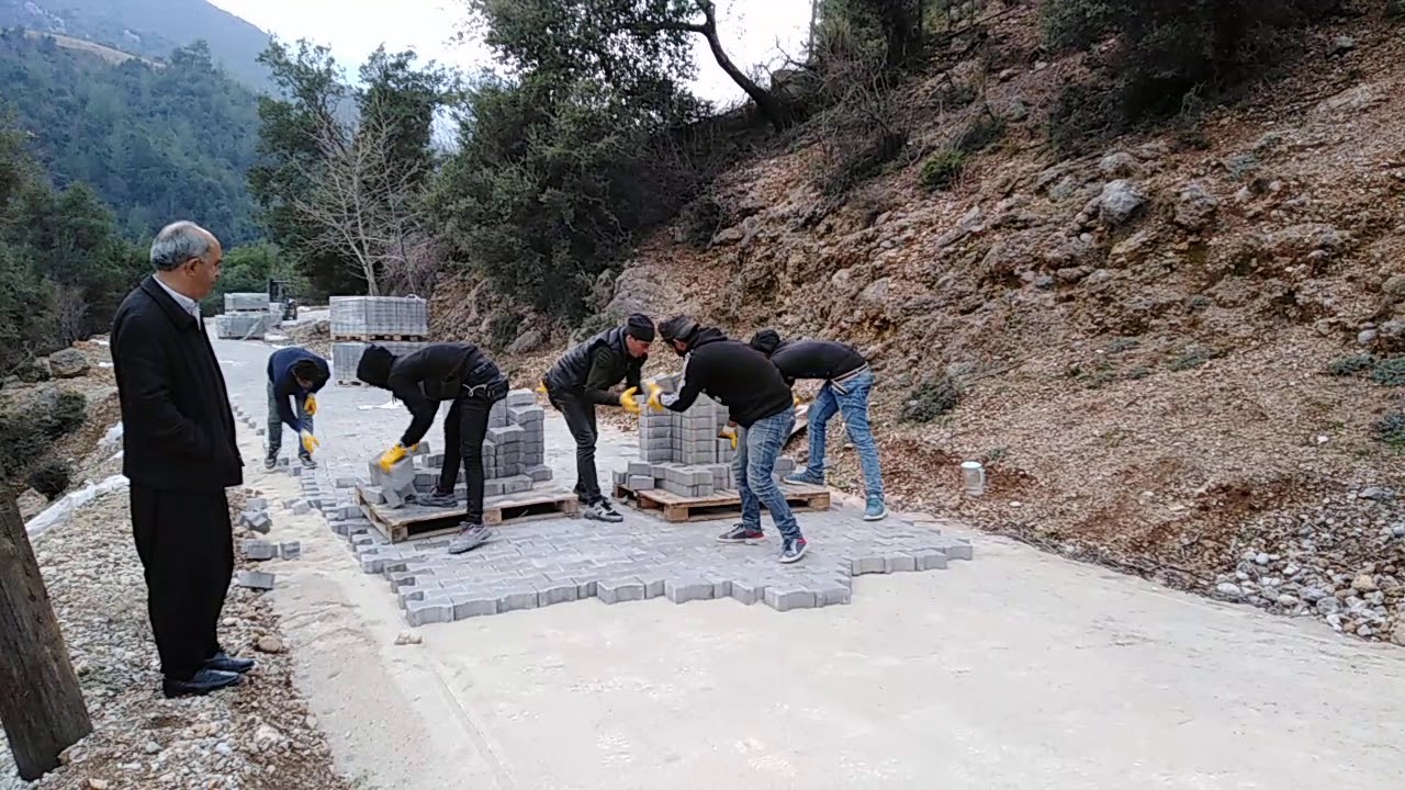 Çiçeklidere Köyü Telli Mahallesinde Kilit Parke Taşı Döşeme İşleri
