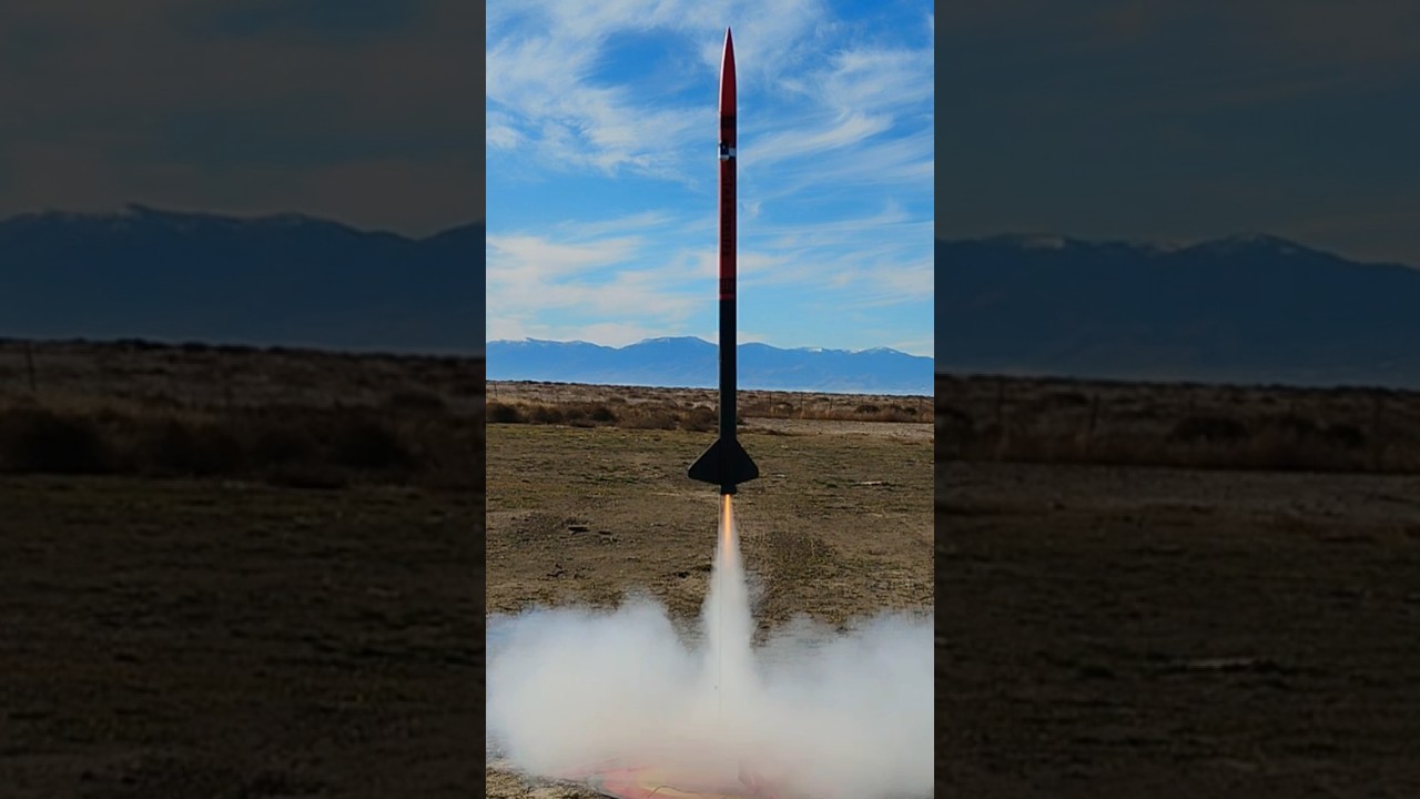 Beyond Visible Limits! Estes Pro Series II Star Orbiter Rocket Launch.