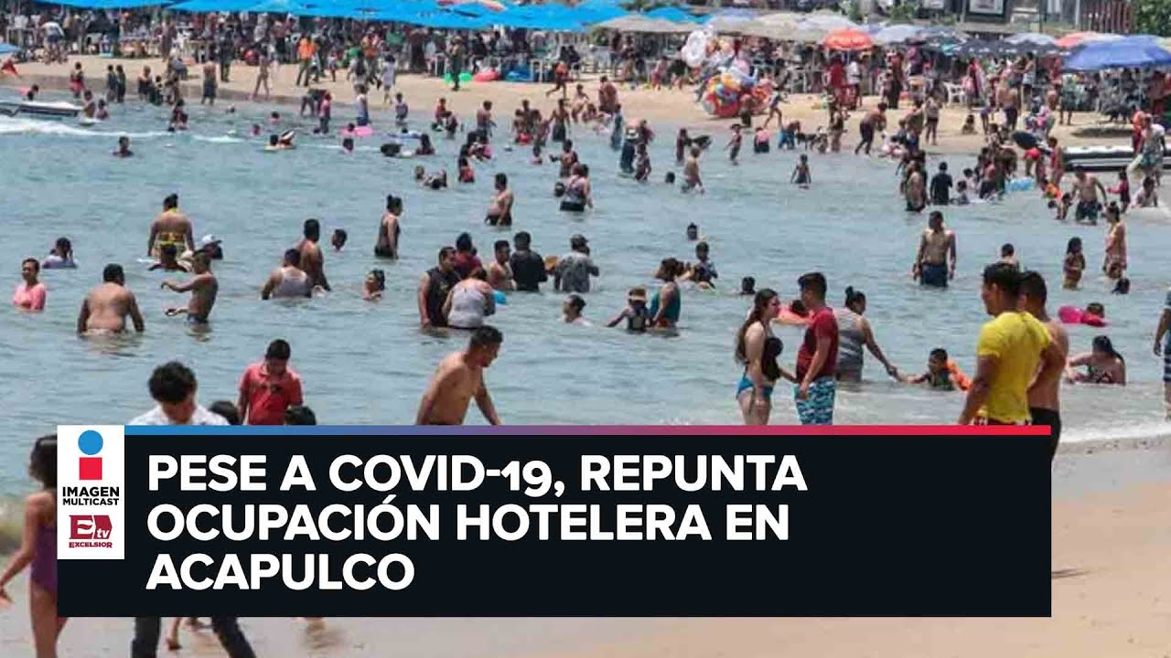 Turistas continúan llegando a playas de Acapulco
