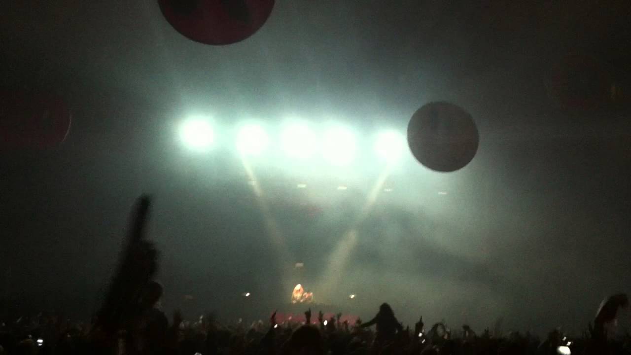 Justice @ Ed Banger 10 ans - Ed BangerLand - Grande Halle de La Villette (Paris) 01-03-2013