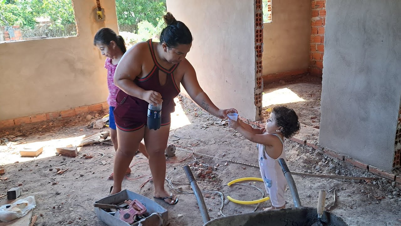UM DIA DE TRABALHO NA CASA DA NOSSA AMIGA PATRÍCIA