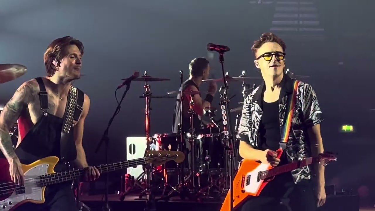 Busted - Year 3000 - Busted vs McFLY tour Manchester