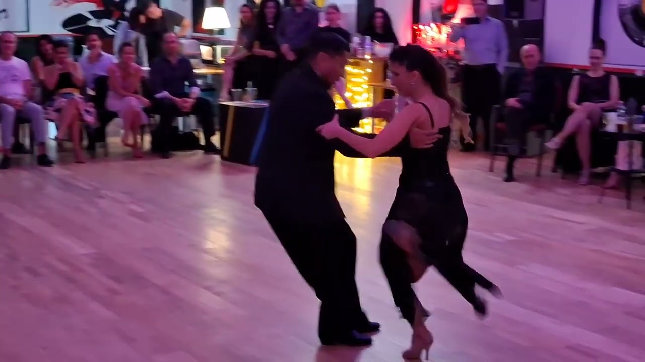 Octavio Fernandez & Carolina Giannini, show 2.0 on Tango Mistico Week Budapest 06.12.2024
