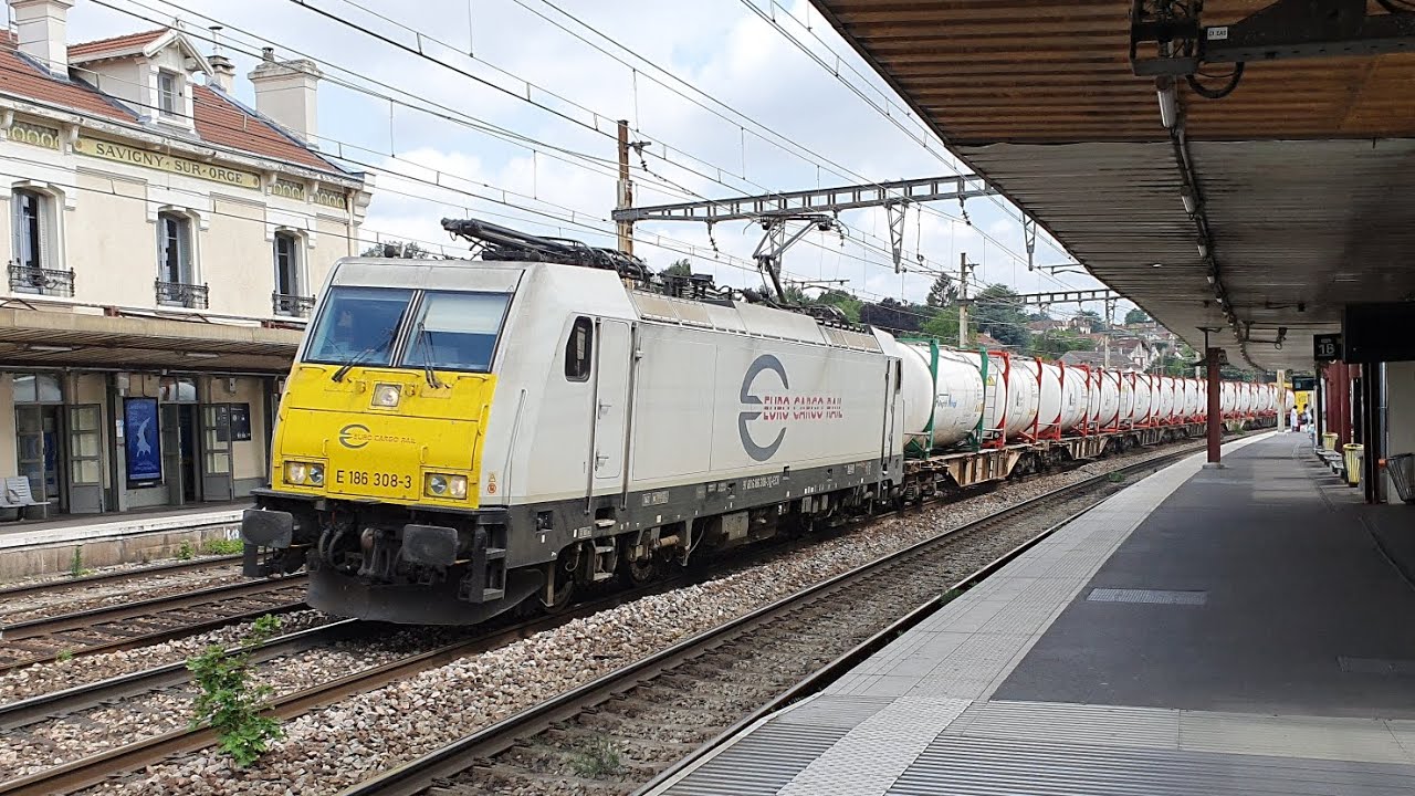 Spot sur le célèbre PO avec de la Traxx ECR, Corail Nuit, BB 26000 et 22200+Corail, TER Rémi et TM