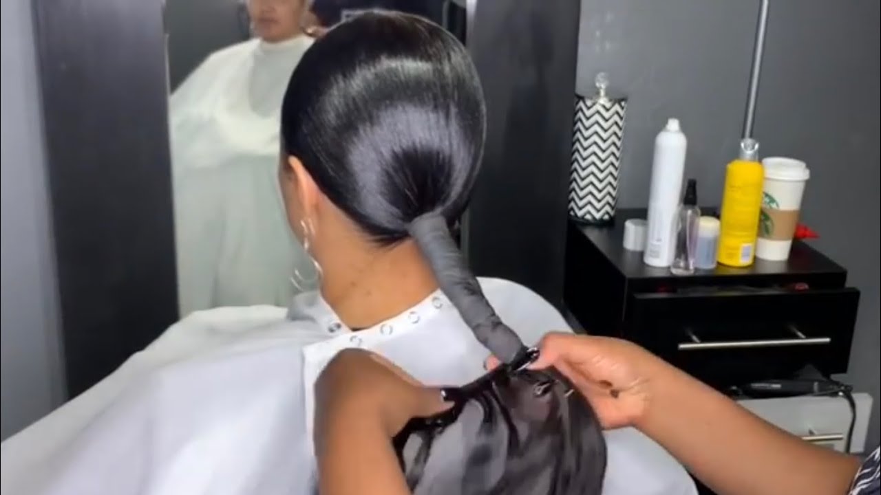 Simple sleek ponytail!