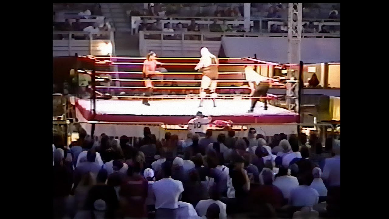 WPW 09/01/1999: King Kong Bundy vs. Navajo Warrior