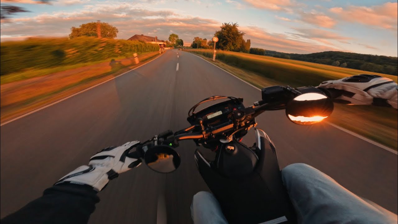 Chill sunset ride with the Husqvarna 701/ RAW Exhaust sound