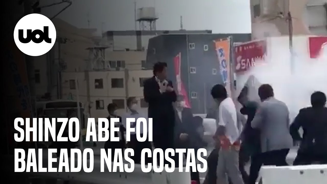 Vídeo mostra Shinzo Abe sendo baleado com dois tiros nas costas