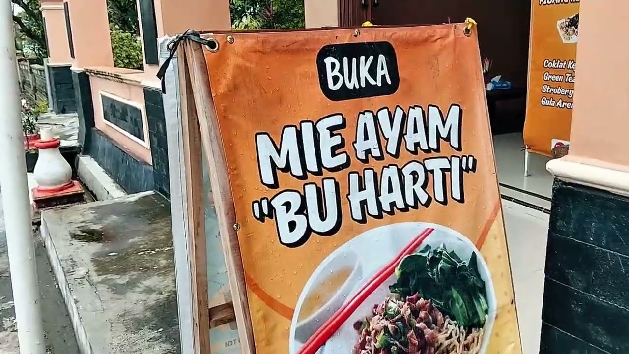 MIe Ayam Bu Harti Rasanya Sangat Menggoda