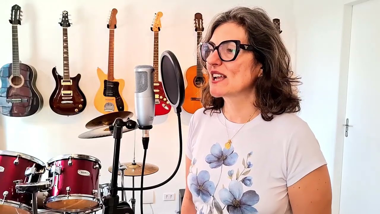 ABBA - SOS (Patrícia Pedrotti - Cover) Gravação - Espaço Musical Arte & Talento