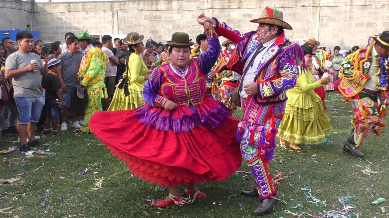 Carnaval Paceño la edentidad cultural Boliviana Chutas
