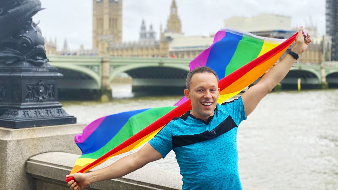 My visit to 3 LGBTQ-friendly cities in Britain! 🏳️‍🌈🇬🇧
