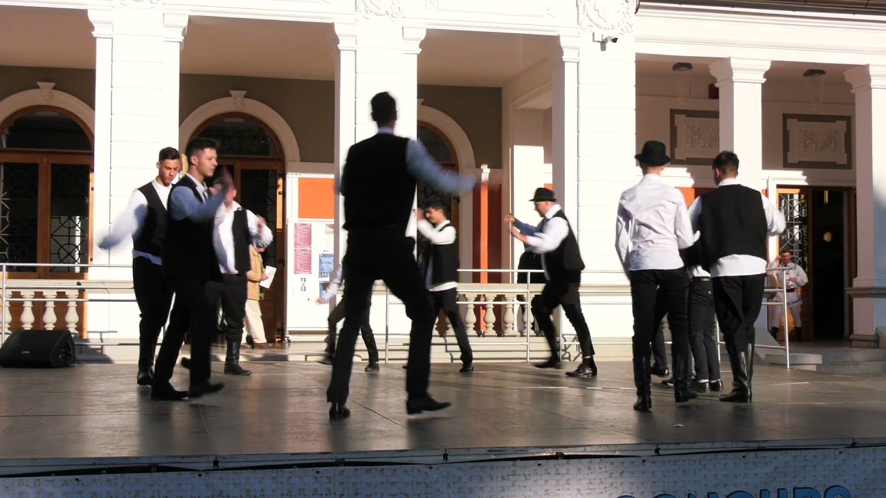 Formatia de dansuri “CODRISORUL” din Bontida, jud Cluj