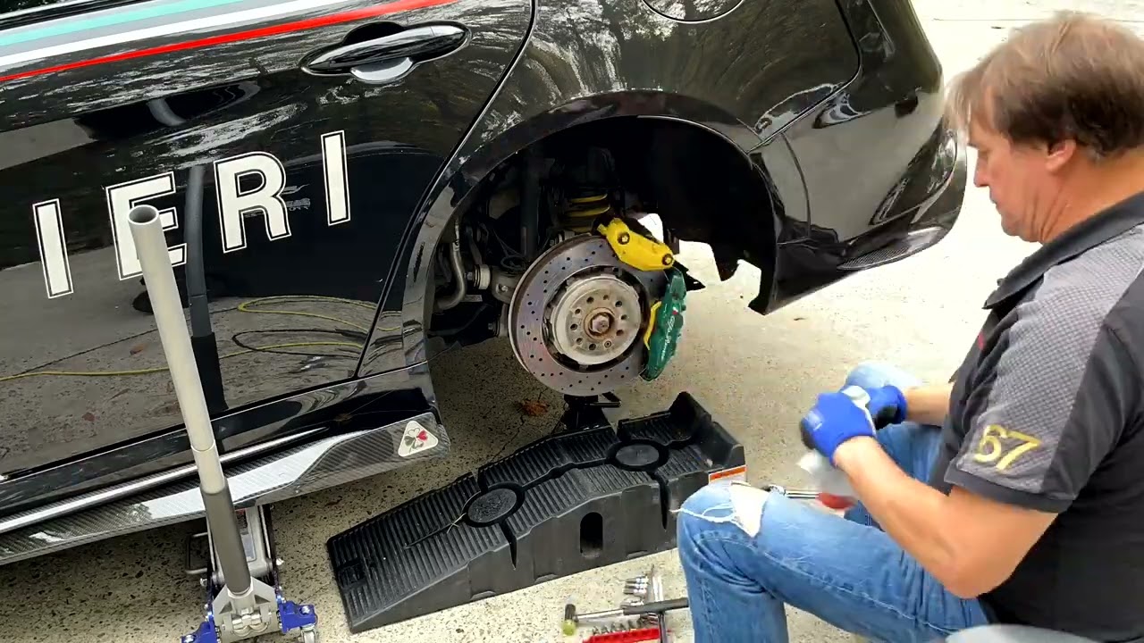 Rear brake change Giulia Quadrifoglio