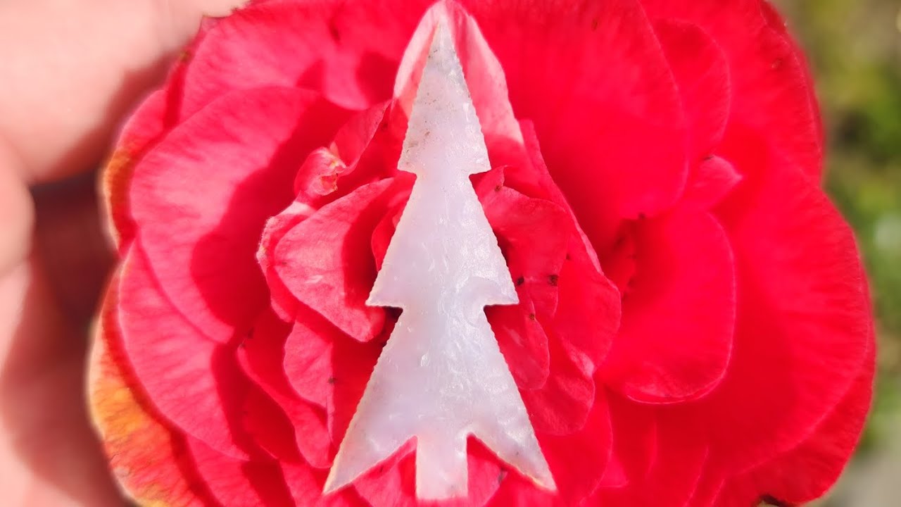 Making an Arrowhead: Agate Vendetta point Flintknapping How-to