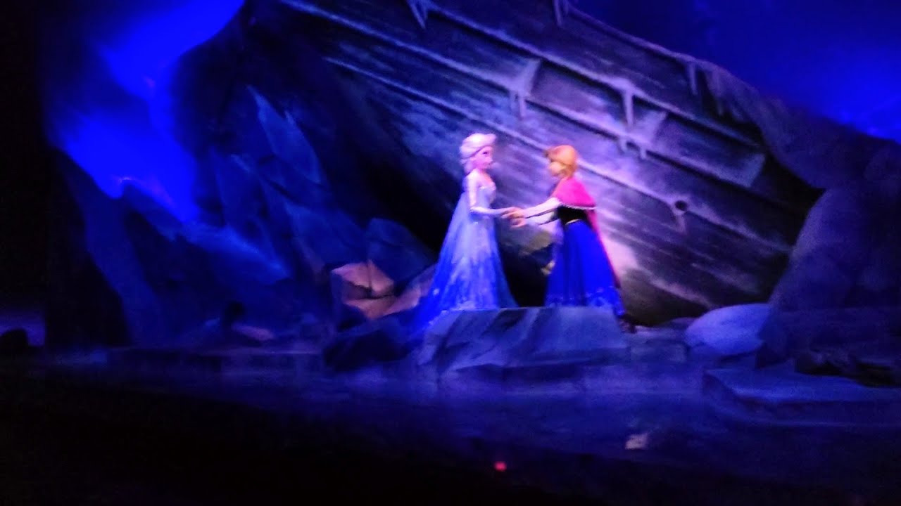 東京ディズニーシー　ファンタジースプリングス　アナとエルサのフローズンジャーニー