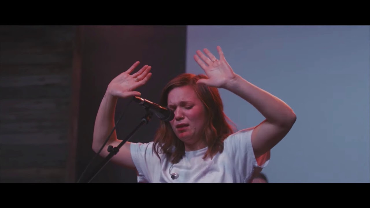 Take a Moment + (Spontaneous) - UPPERROOM [Sunday Night]