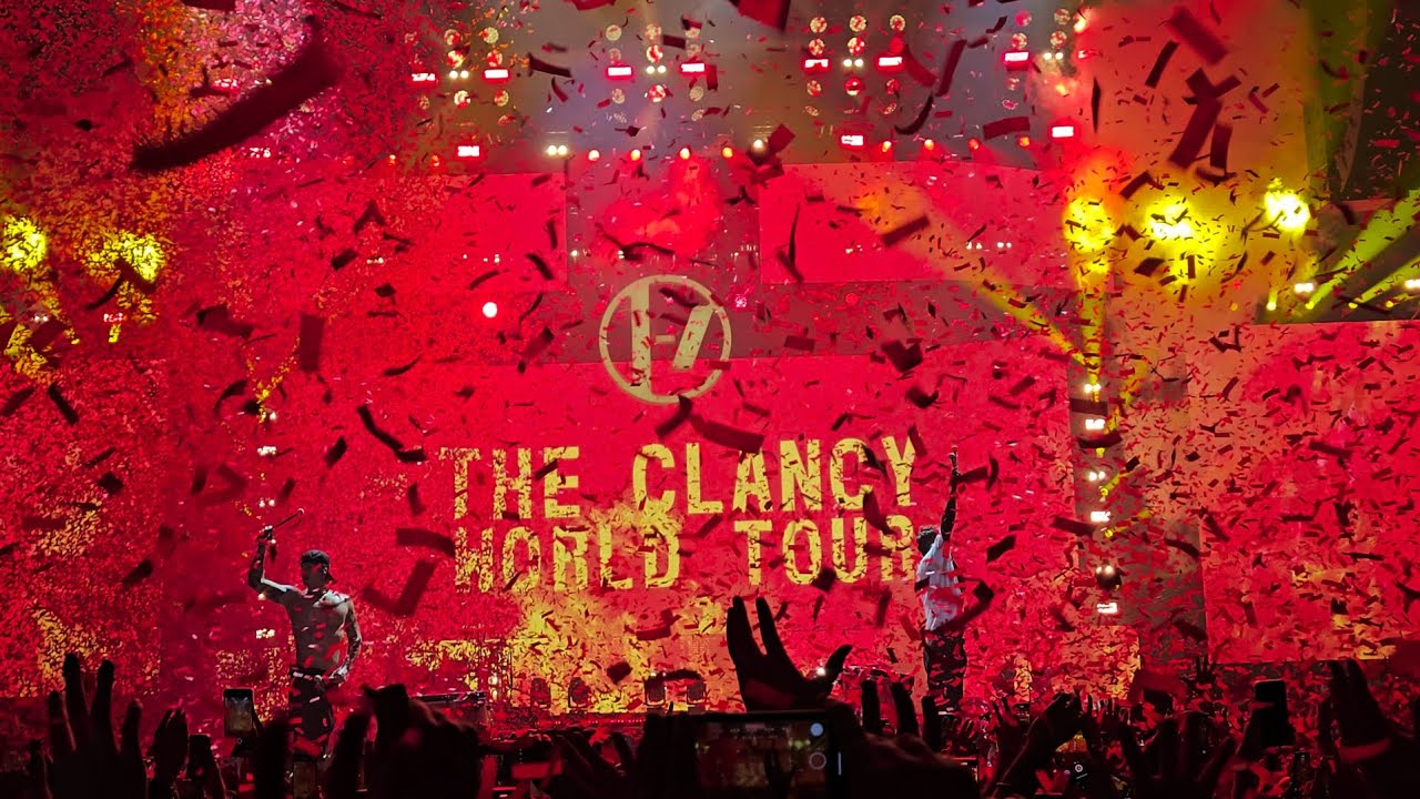 Twenty One Pilots - Clancy Tour - Live in Bologna - Trees