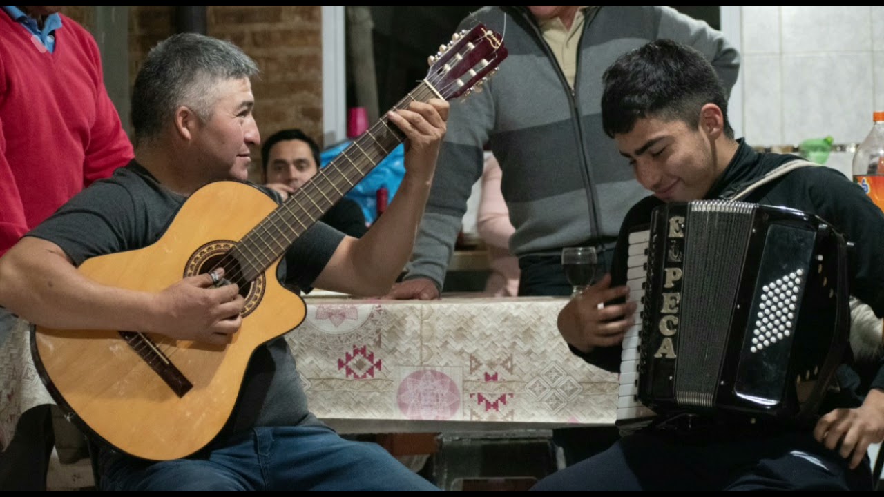 Engachados De Chamame Bien masetas (familia Cayupi)