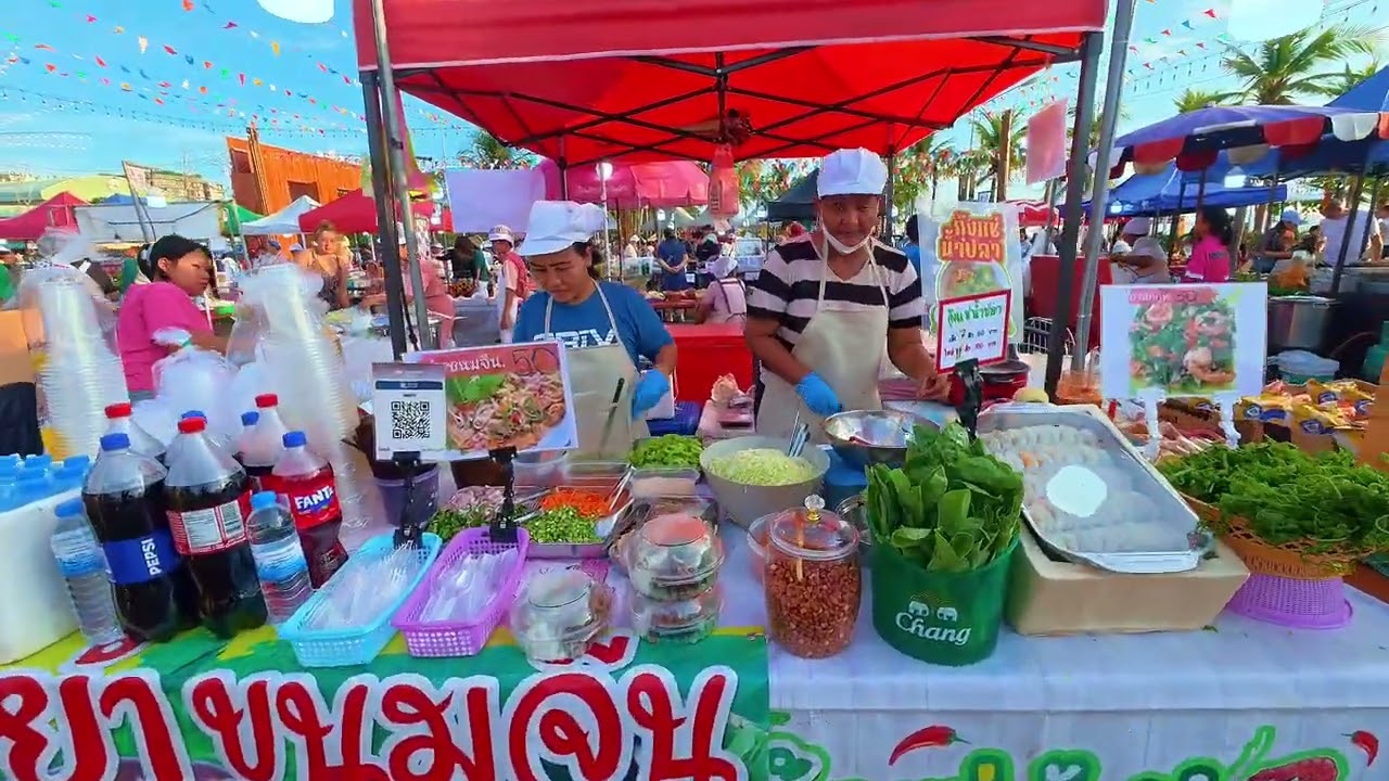 งานมหกรรมอาหารพื้นถิ่น เดินกินถิ่นนาจอมเทียน ครั้งที่ ๕ ณ ชายหาดบ้านอำเภอเทศบาลนาจอมเทียน