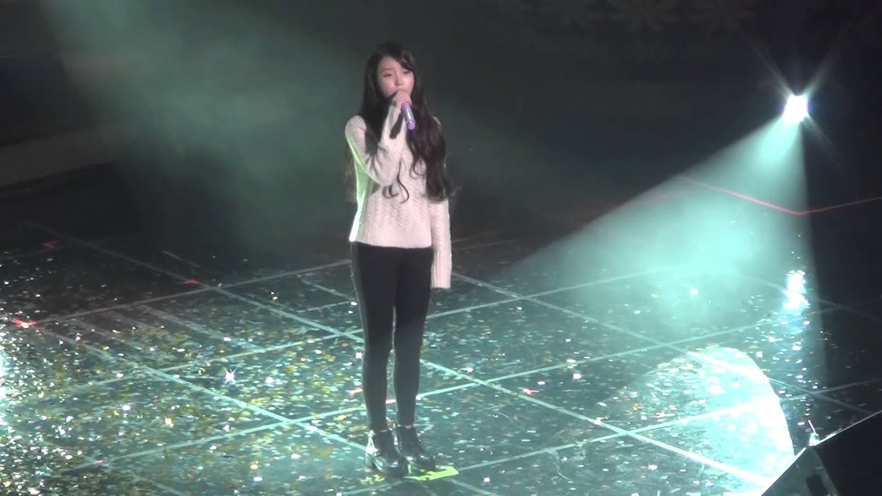 채셔 콘서트 26  편지  [아이유 직캠] 라이브