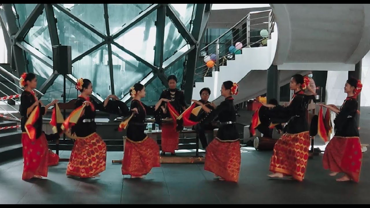 Melanau Dance at UTS Cultural Fest 2023