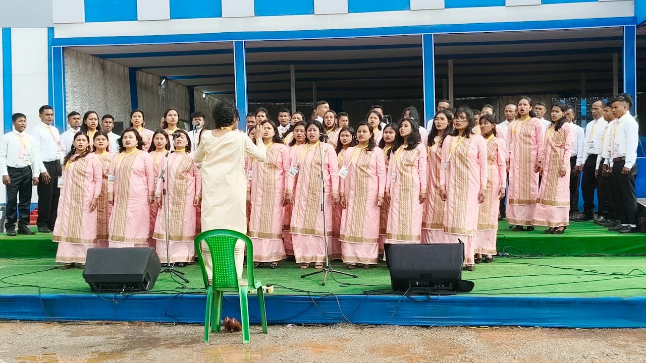 Ka jingrwai choir naka Balang Presbyterian Barato haka Synod Mowtyrshiah