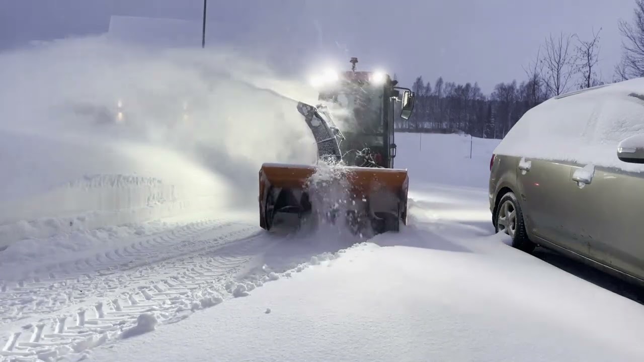 My little Valpadana sub-compact tractor snow monster