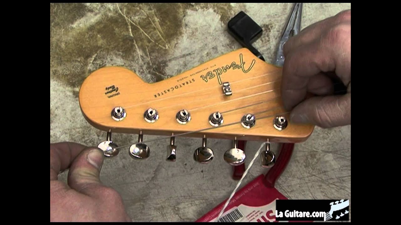 Changer les cordes de sa guitare électrique de type Strat - par Didier Duboscq