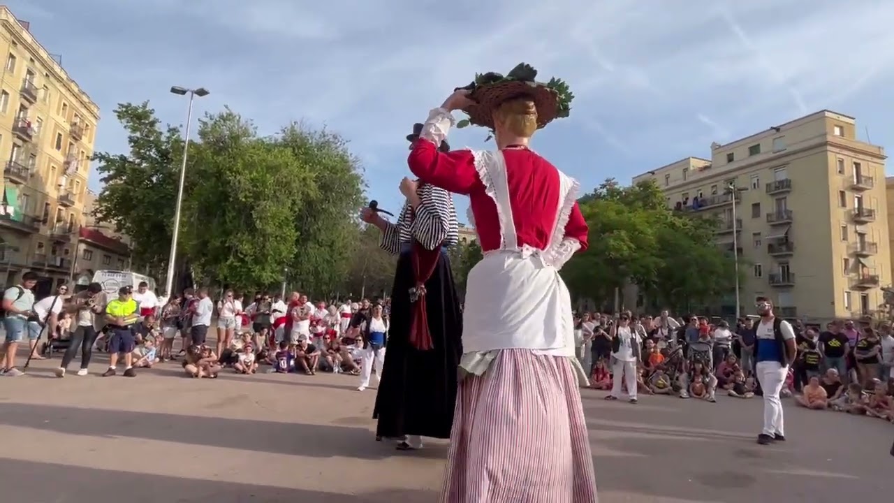 Ball dels gegants de la Barceloneta | Danses Vives