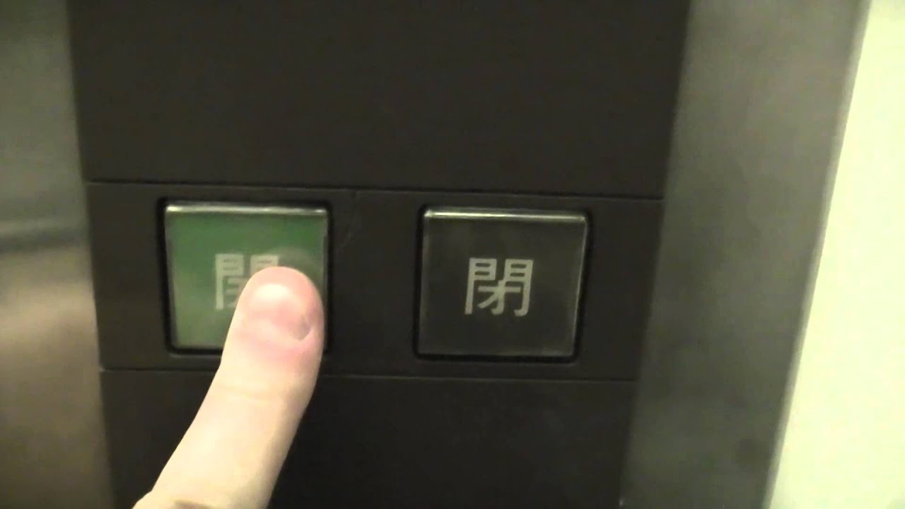 遠鉄百貨店のエレベーター
