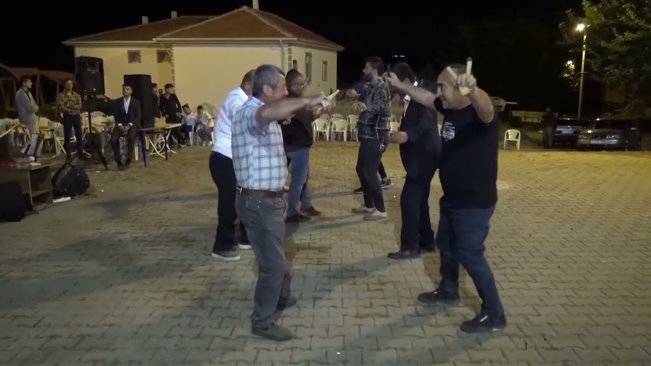Seyit Yıldırım - Ötmesin Bülbüller Solmuştur Gülüm & Dün Akşam Nerdeydin (Kazan İçören Köyü)