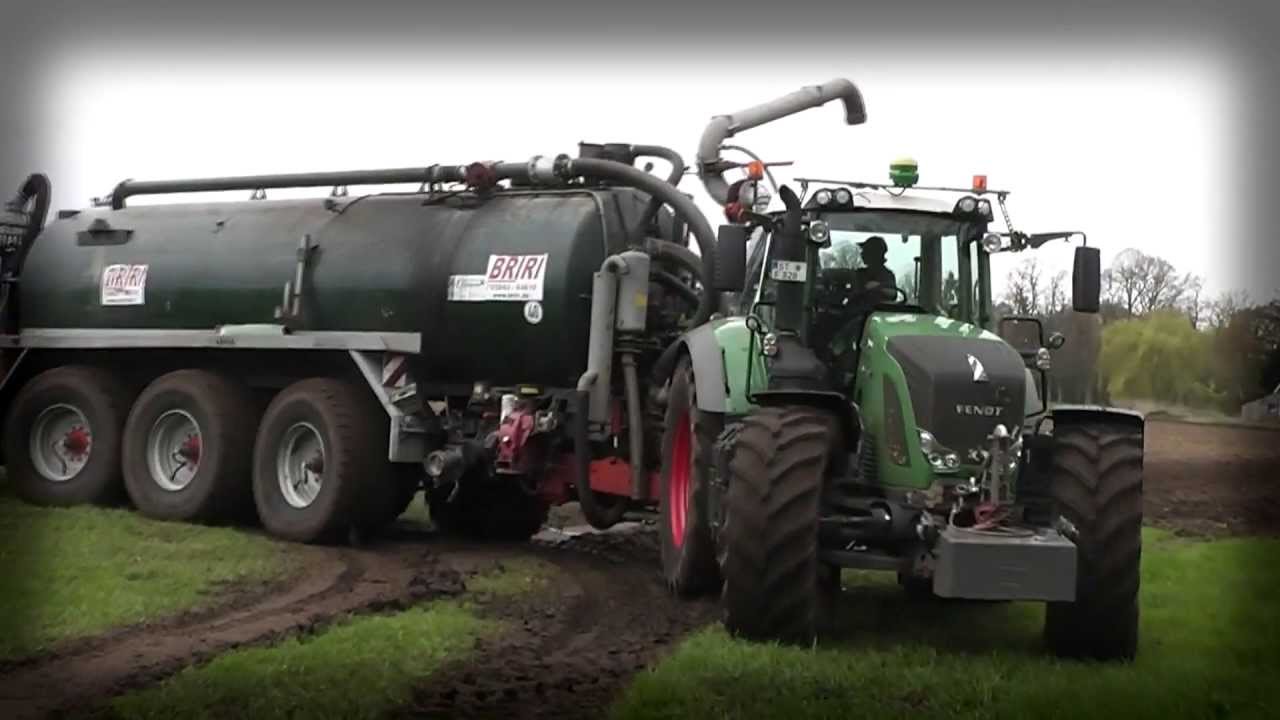 Fendt 927 mit 3.Achs Briri Güllefass beim Gülle eingrubbern mit Lohnunternehmen Fledder
