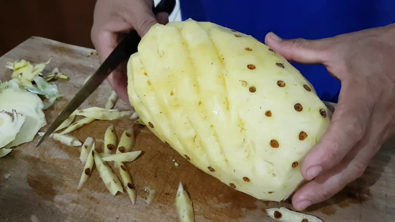 Как почистить ананас, идеальный узор