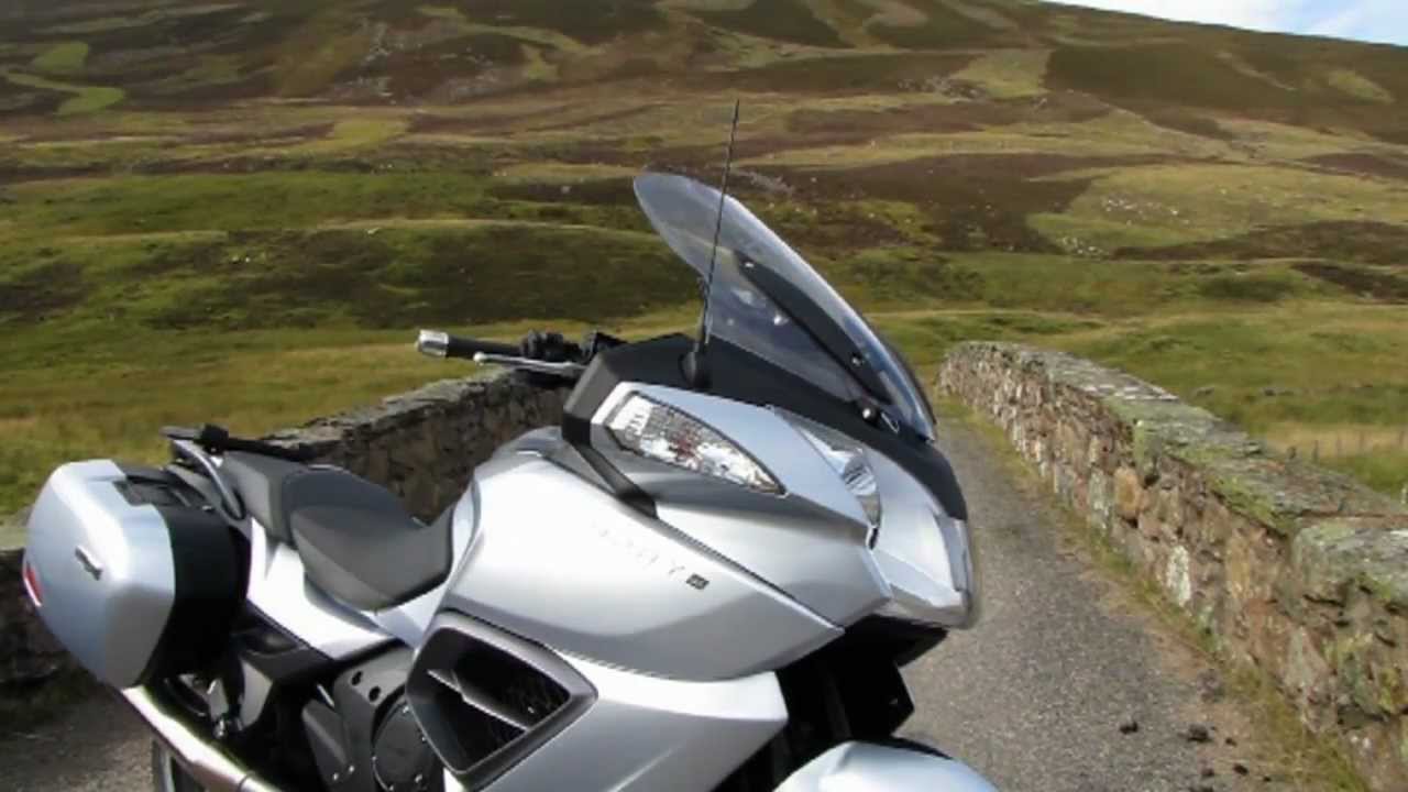 Essai Triumph Trophy 1200 SE