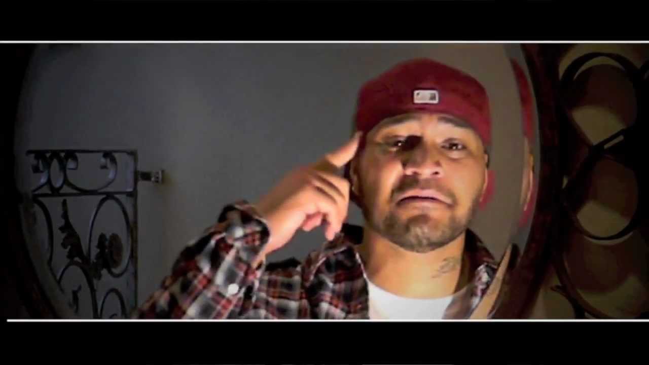 KO KO E PE - MOLO TRY (Official Music Video) 2012