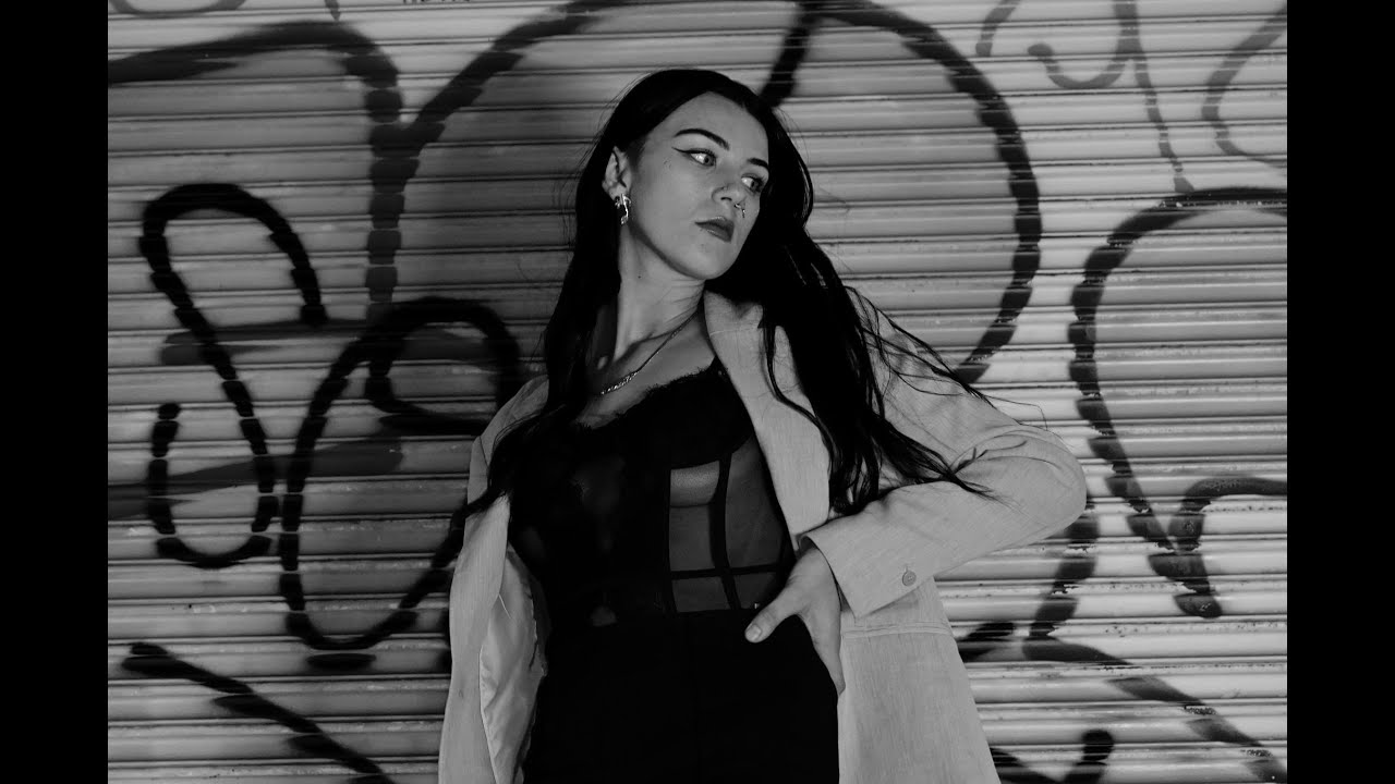 Queenz - B.A.D. (Official Music Video)