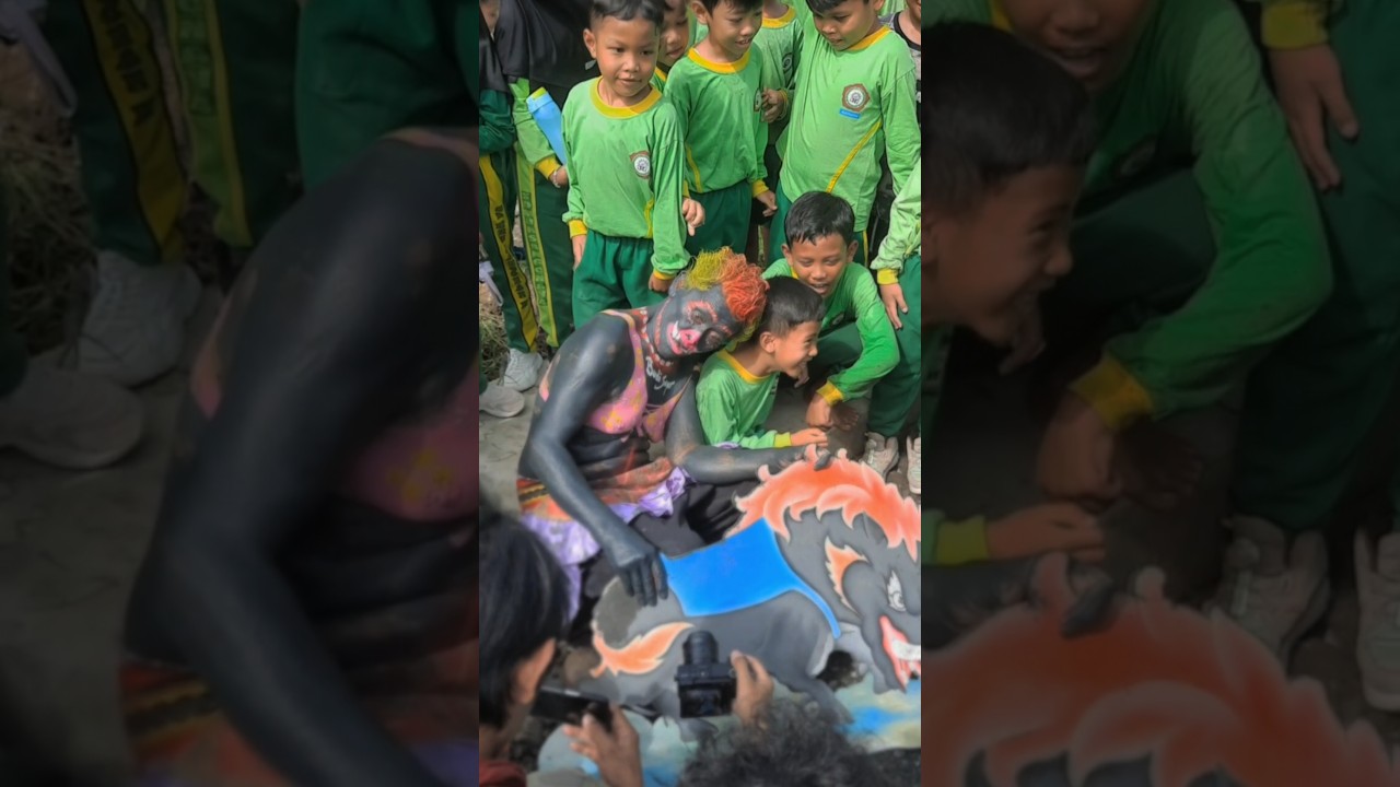 KIRAB GUNUNGAN PASAR INDUK GODEAN,.. #shortvideo #shorts #kirab #kirabbudaya #jogja